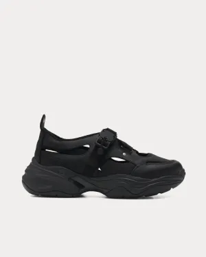 The Curve Aero Black Slip On Sneakers