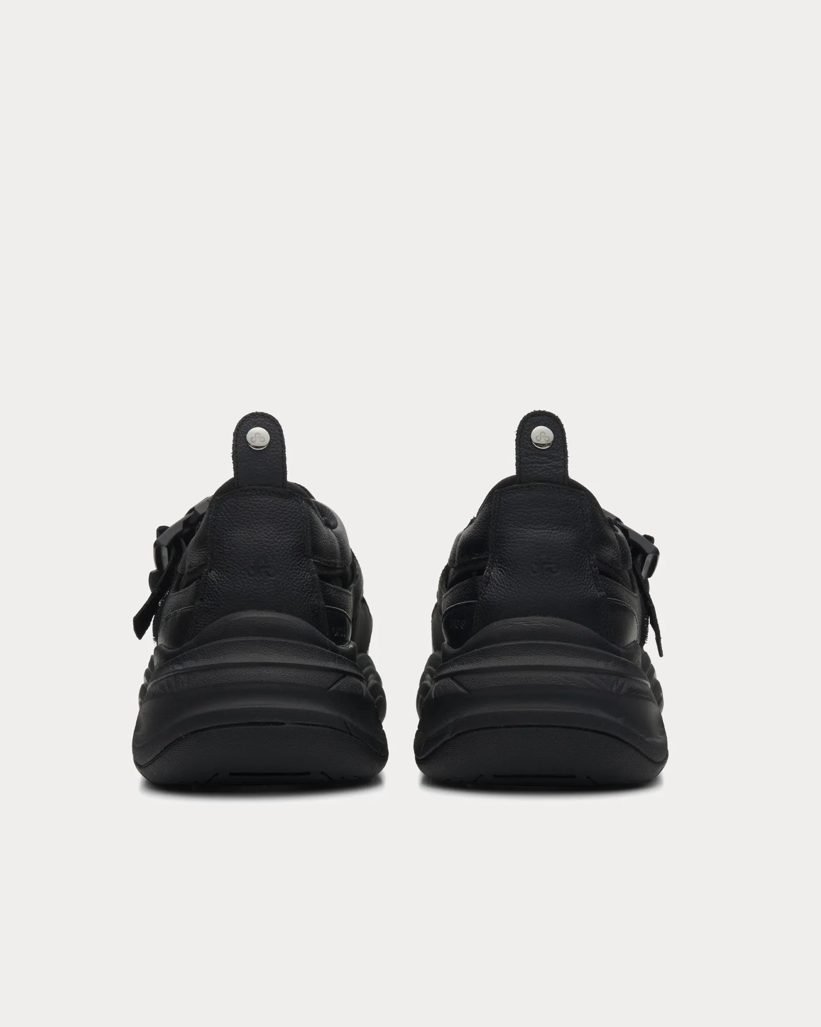 The Curve Aero Black Slip On Sneakers